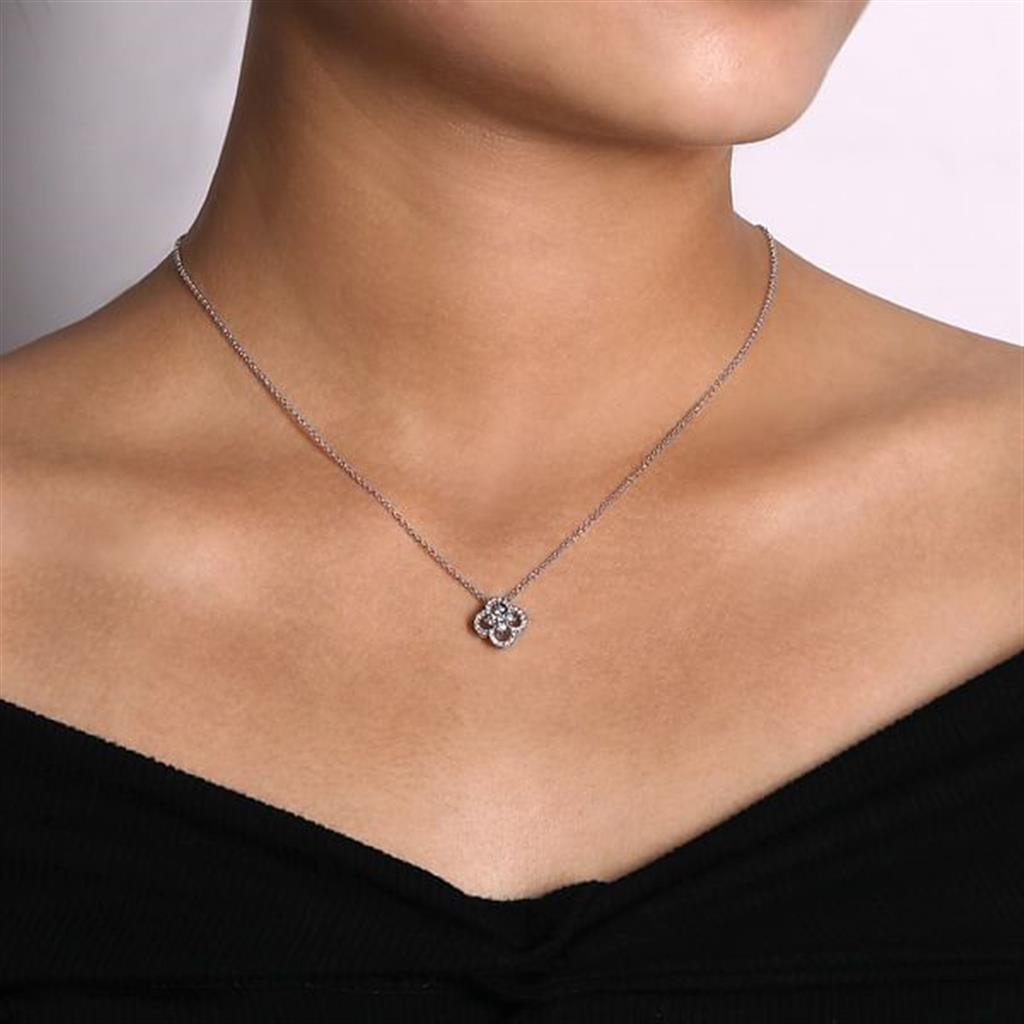 14Kt White Gold Open Clover Diamond Pendant Necklace