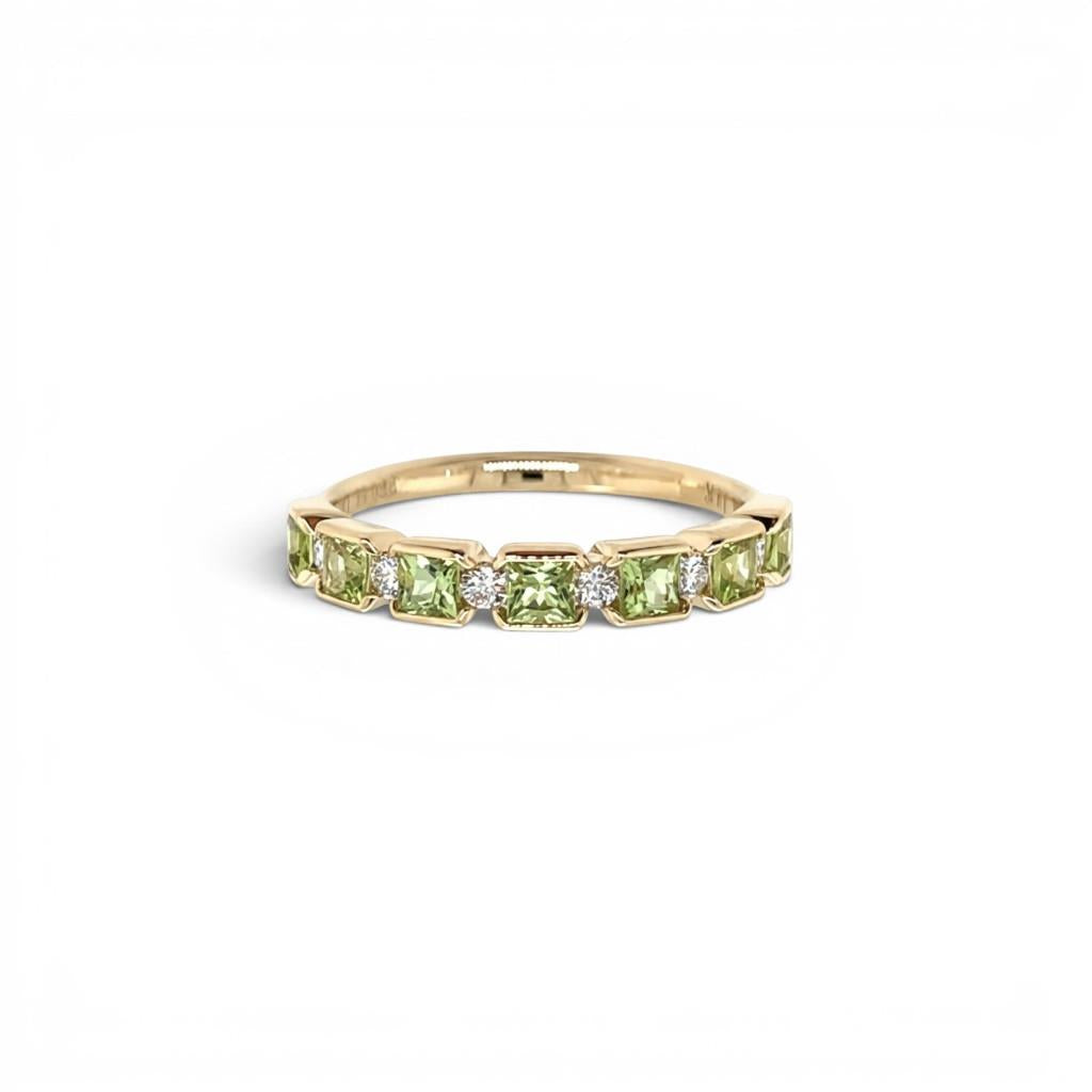 14K Yellow Gold Peridot & Diamond Alternating Fashion Ring