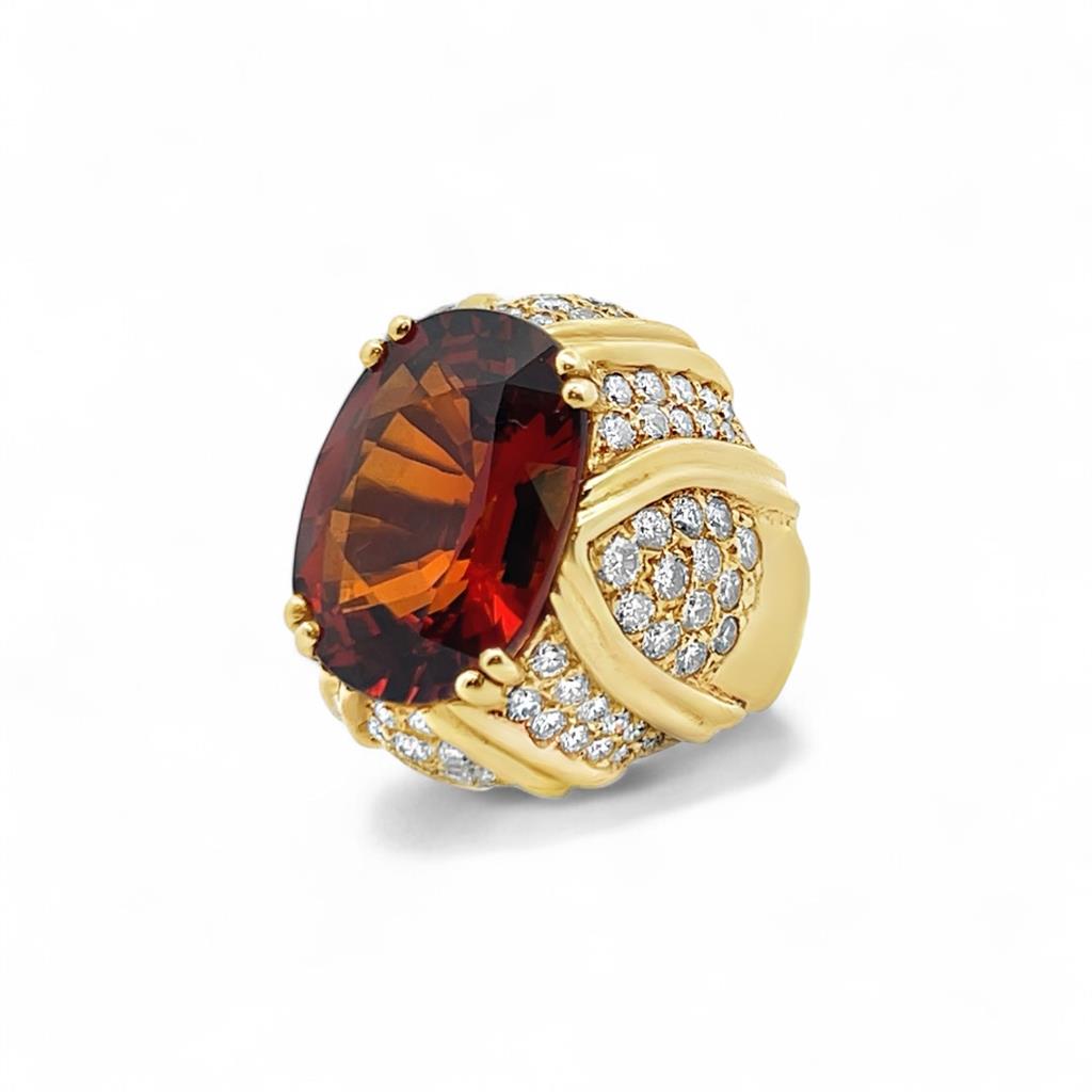 14Kt Yellow Gold Garnet and Diamond Fashion Ring