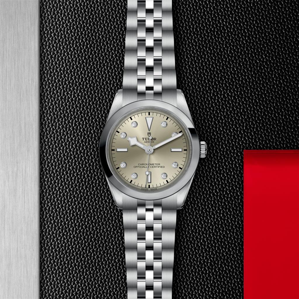 Black Bay One 36 - M79640-0006