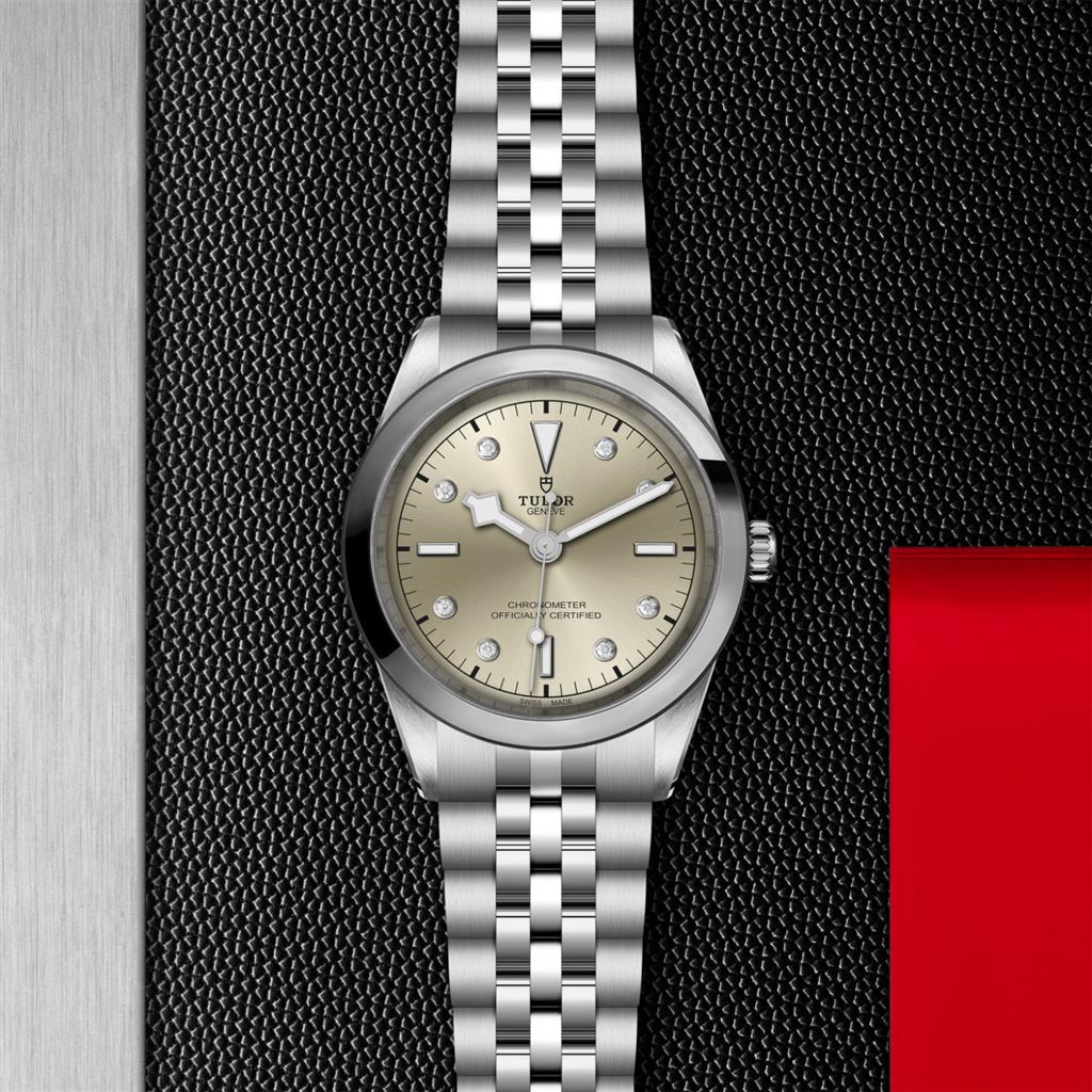 Black Bay One 41 - M79680-0006