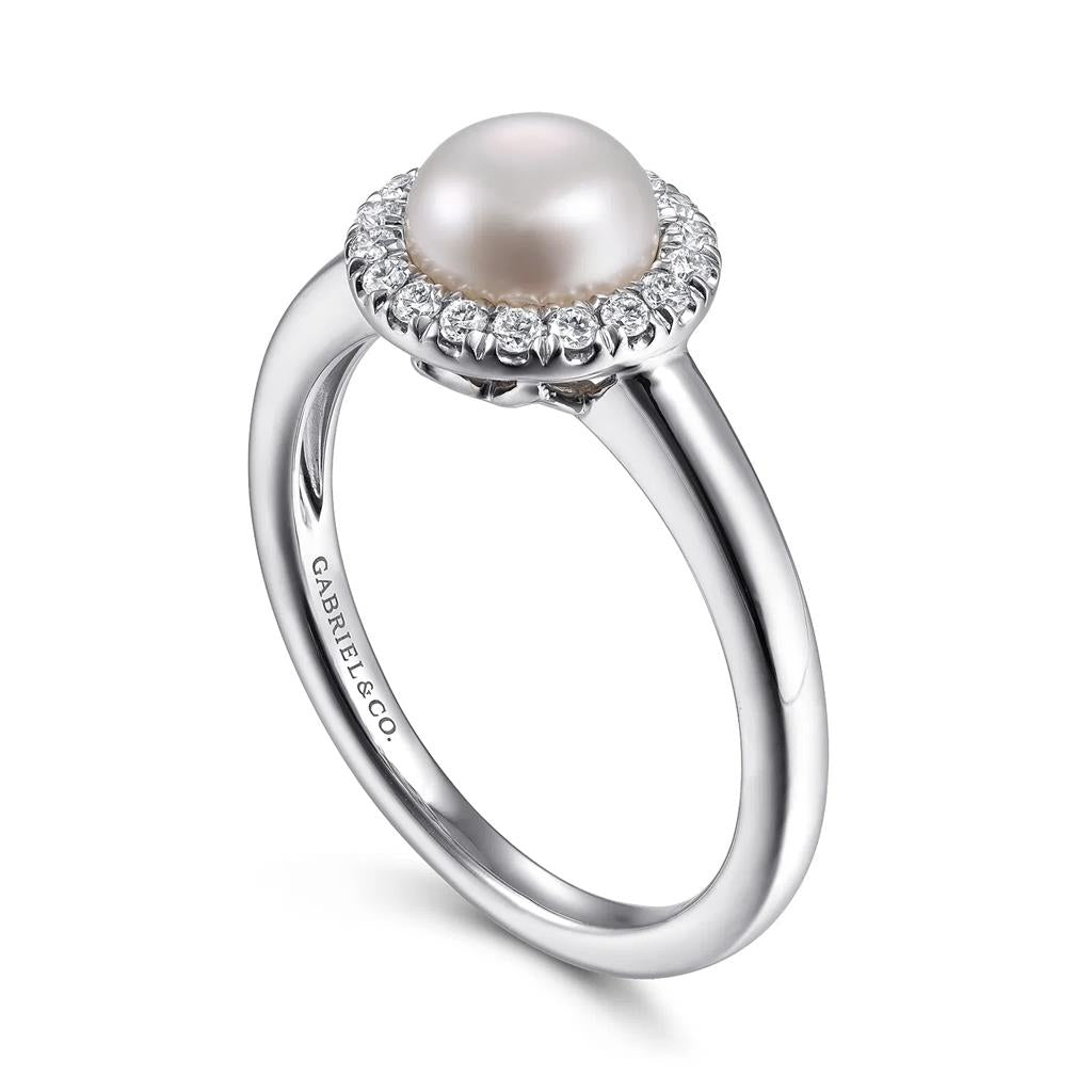 14kt White Gold Pearl & Diamond Halo Ring