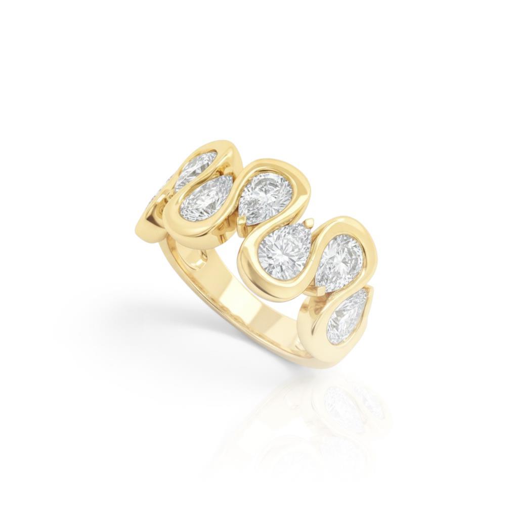 18kt Yellow Gold Crisscut® Pear-Shaped Diamond Fashion Ring