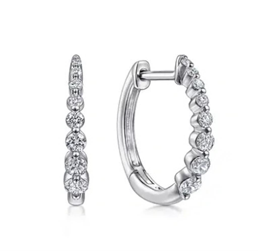 14kt White Gold Classic 15mm Huggie Diamond Hoop Earrings