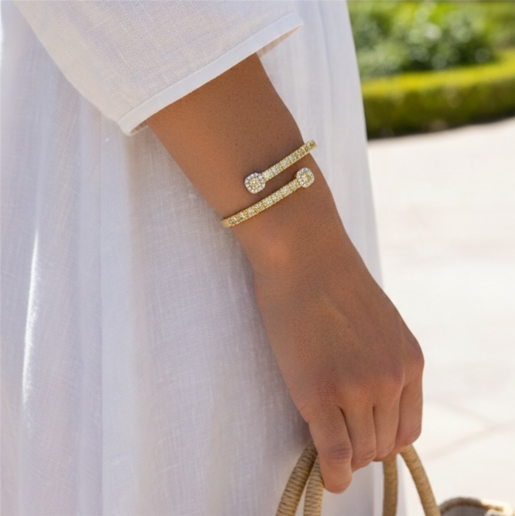 18KT Yellow Gold Yellow Diamond Crossover Cuff Bracelet