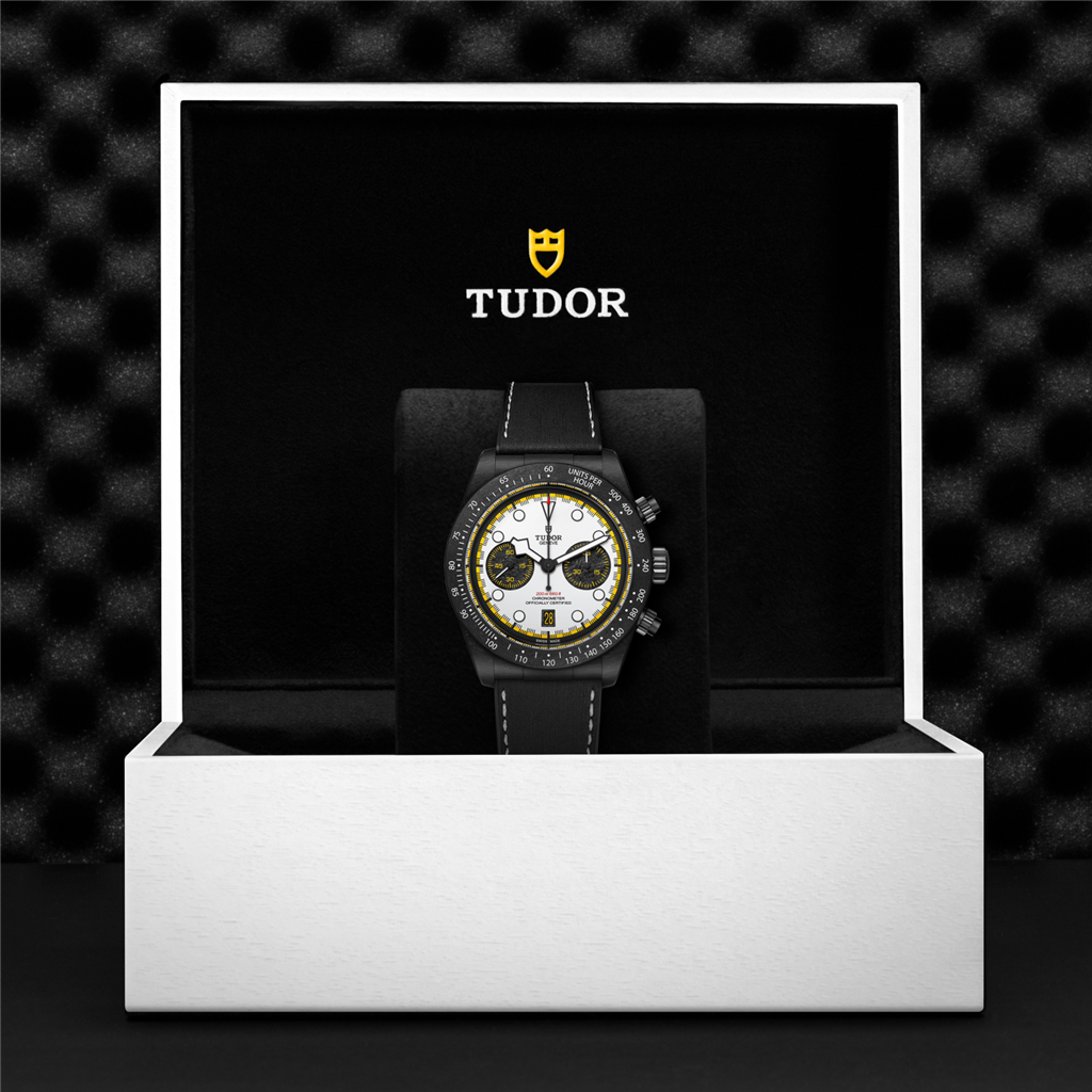 Black Bay Chrono - M79377KN-0003