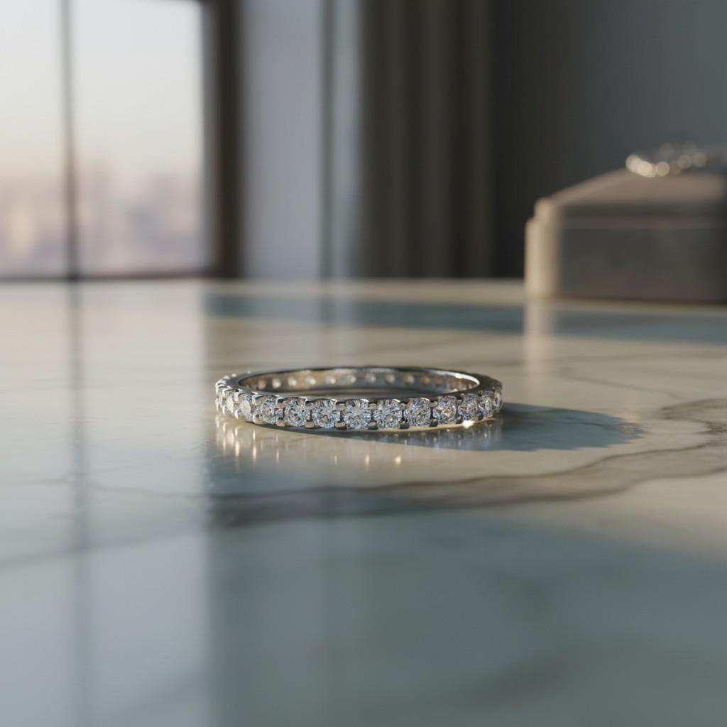 14kt White Gold Diamond Eternity Band – Size 7