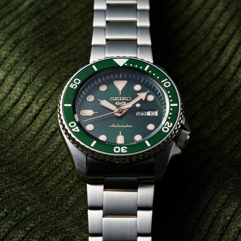 Seiko 5 Sports Watch - SRPD63