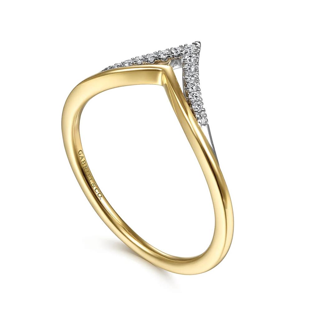 14kt Two-Tone Gold Diamond Chevron Ring (0.06ct, Size 6.5, Style #LR51826M45JJ)