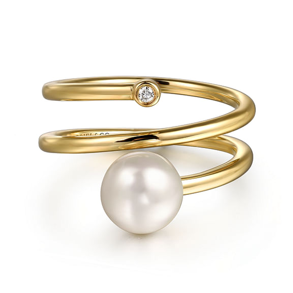 14Kt Yellow Gold Cultured Pearl And Diamond Bypass Ring