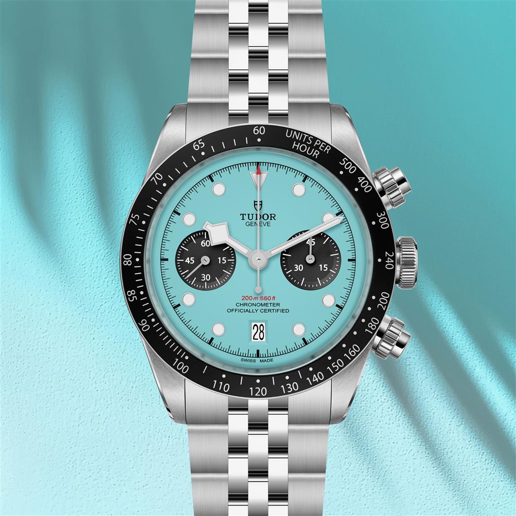 Black Bay Chrono "Flamingo Blue" M79360N-0024