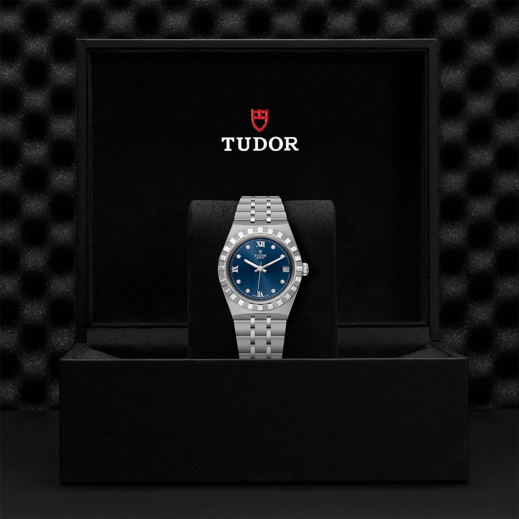 TUDOR Royal - inside case