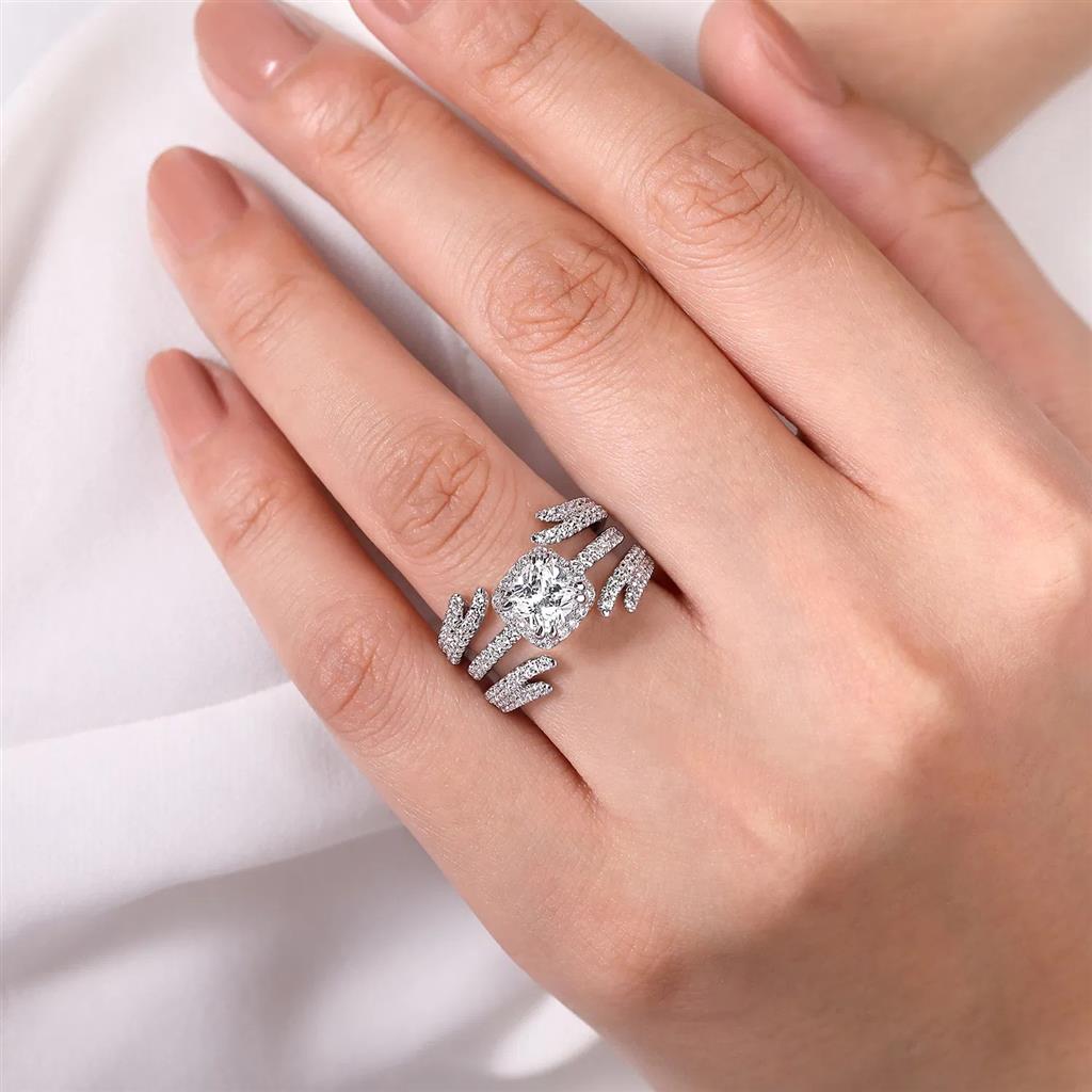 14 Kt White Gold Diamond Ring Enhancer