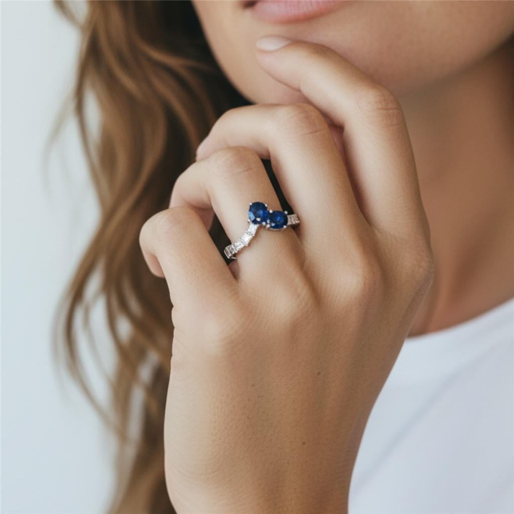 18K White Gold Blue Sapphire & Diamond Fashion Ring