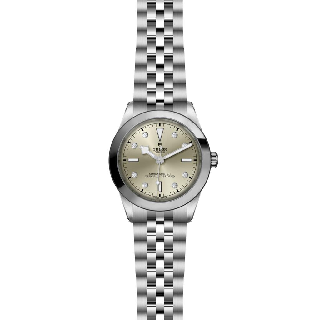 Black Bay One 39 - M79660-0006