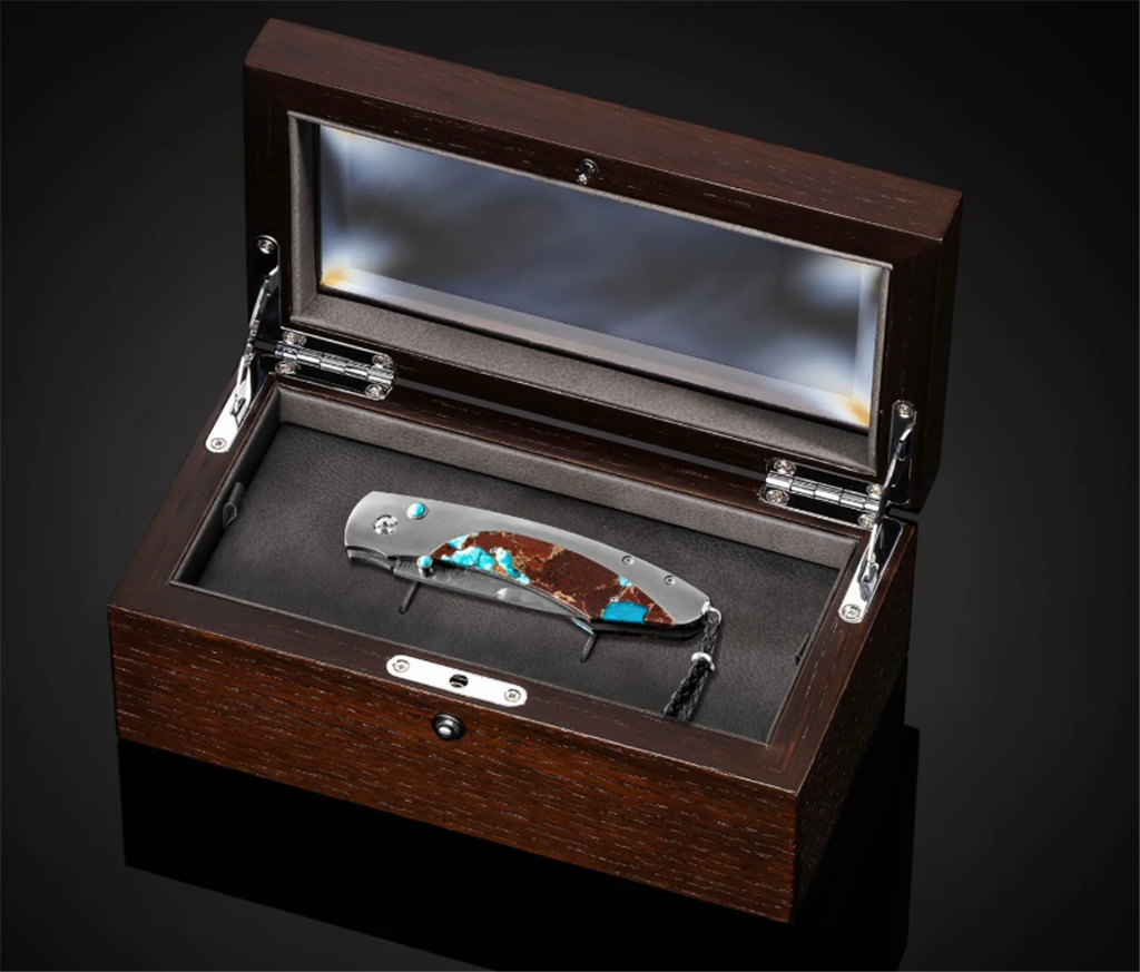 William Henry B12 Desert Blues Pocket Knife