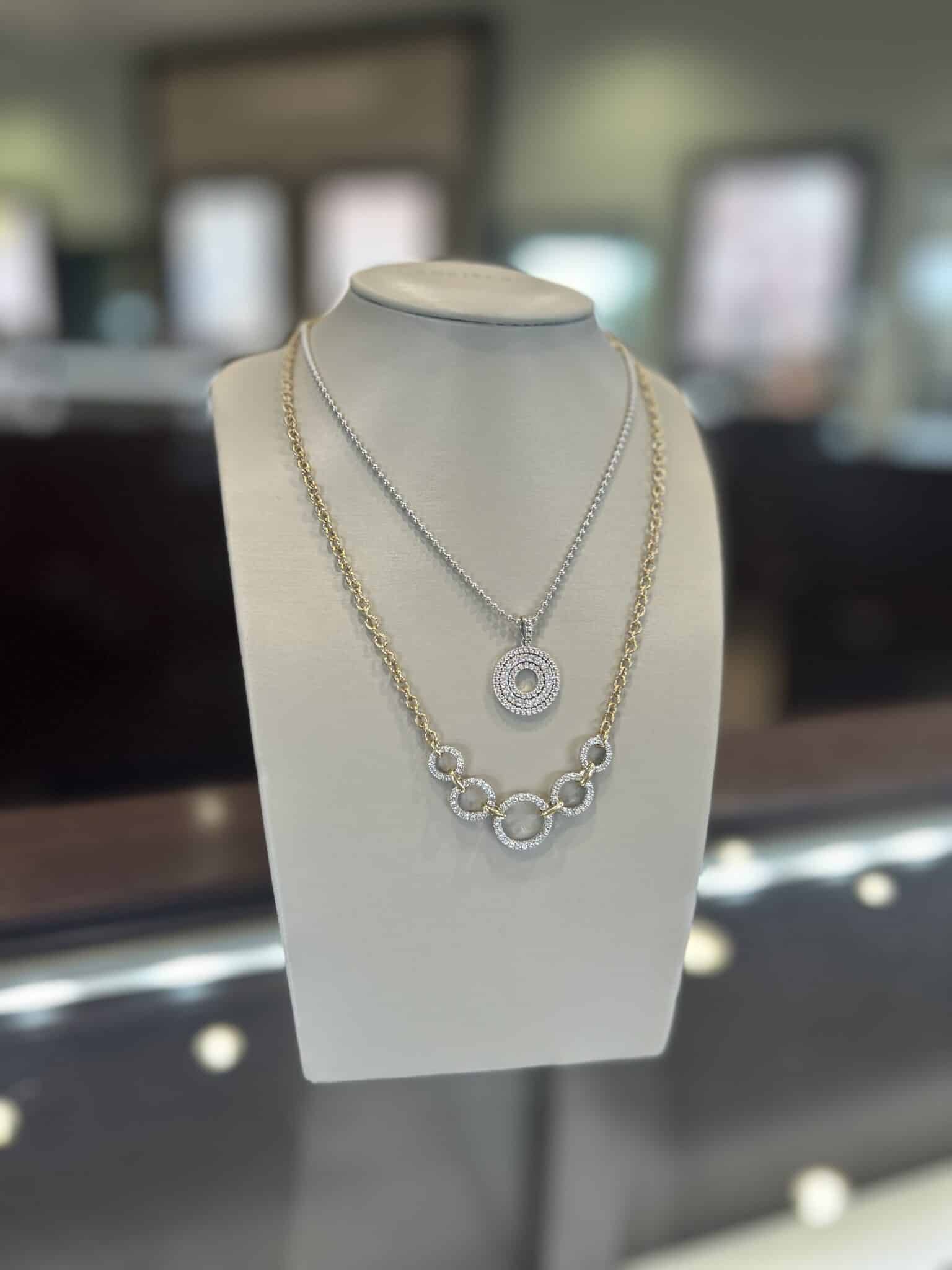 Blending Brilliance: Style Tips for Perfectly Mixing Metals in Your Accessories