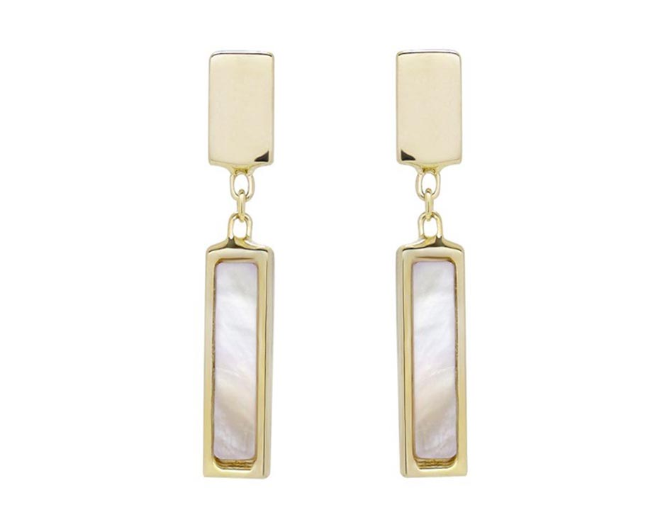 Brinker’s Jewelers Guide to Gold Earrings