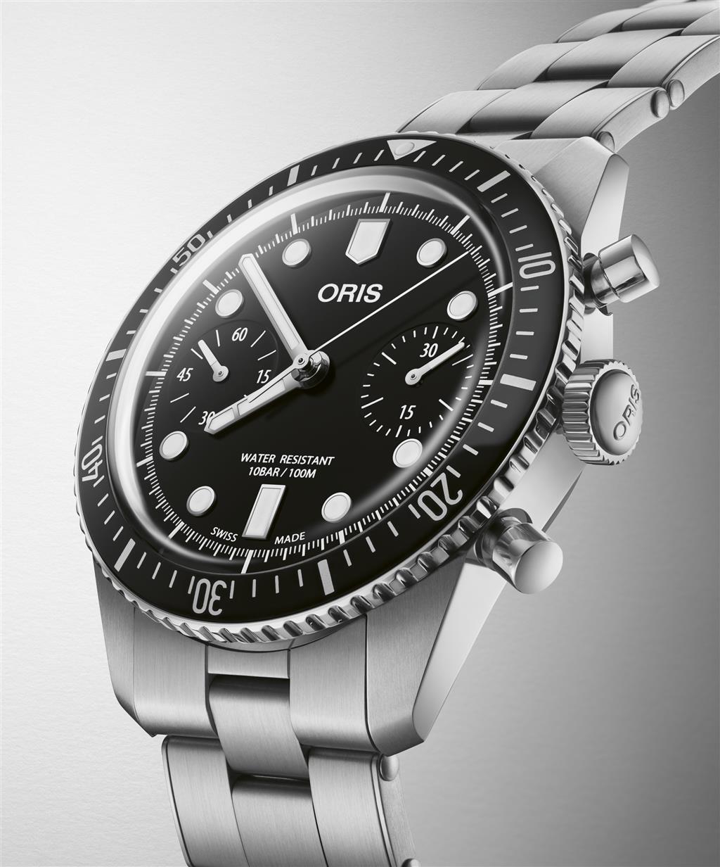 DIVERS SIXTY-FIVE CHRONOGRAPH
