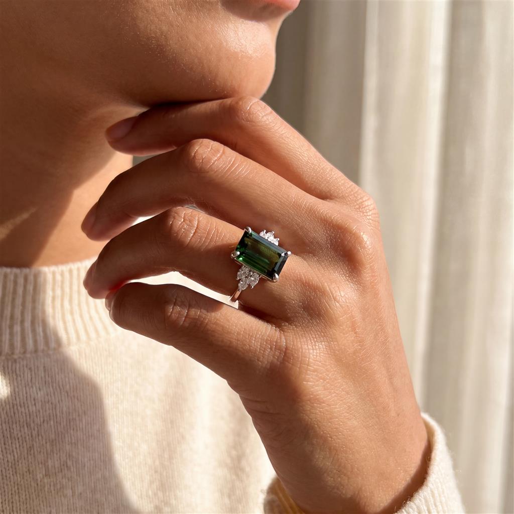 14K White Gold Euro Shank Green Tourmaline & Diamond Ring – 5.48ct