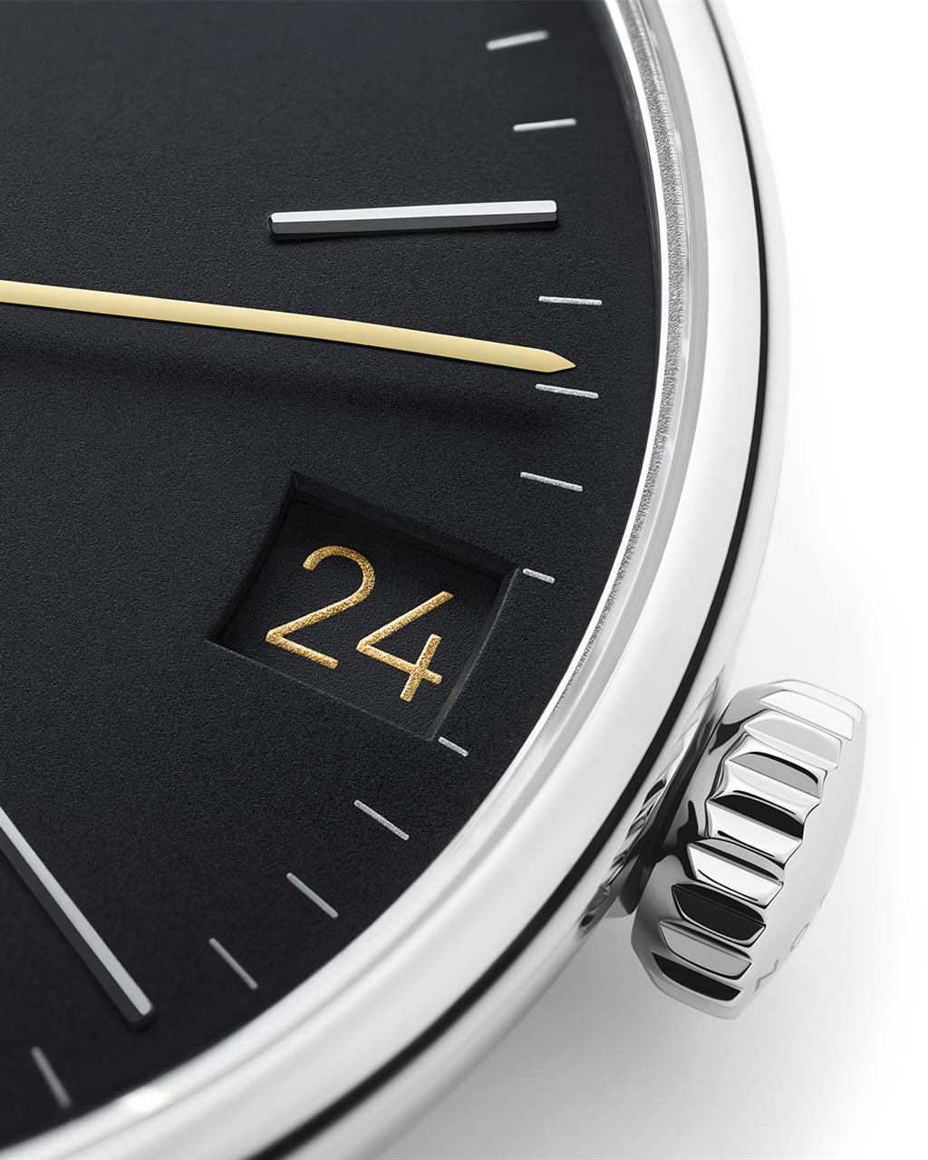 Nomos Glashütte 366 Orion Neomatik 41 Date New Black Watch