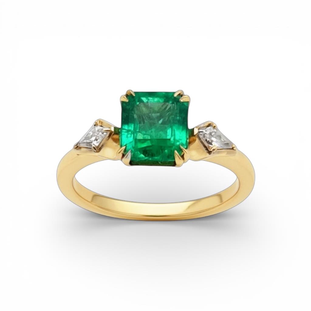 14KT Yellow Gold Colombian Emerald & Diamond 3-Stone Fashion Ring - back side view