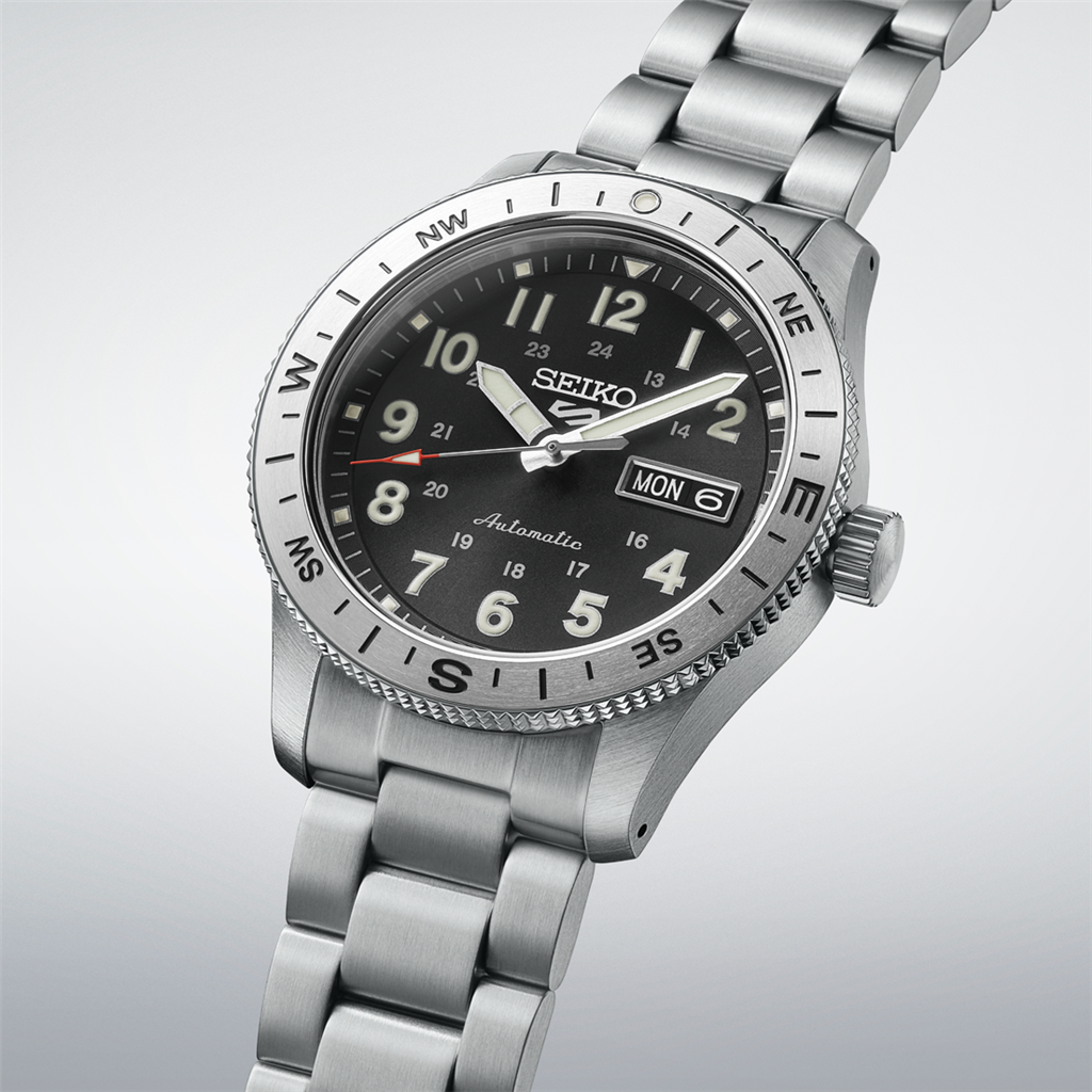 Seiko 5 Sports Field Series HDB006 41mm Black Dial Compass Bezel