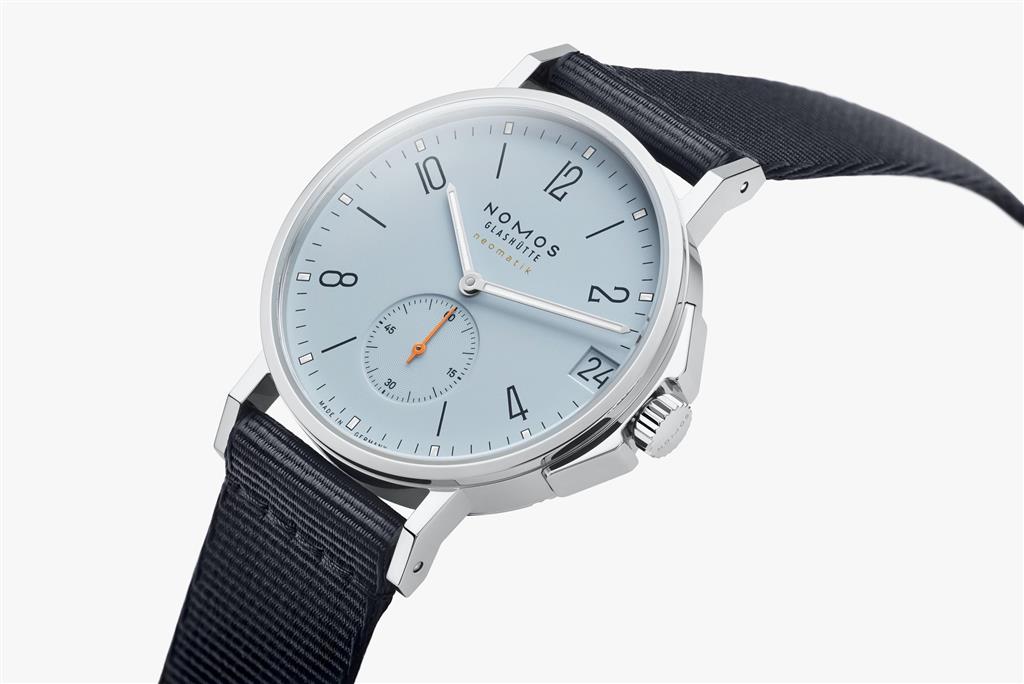NOMOS Glashütte Ahoi neomatik 38 Date Sky 516 Automatic Blue Dial Watch