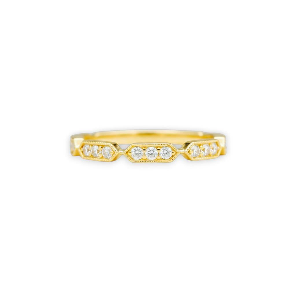 14kt Yellow Gold Geometric Milgrain Station Diamond Stackable Band – 0.25ct