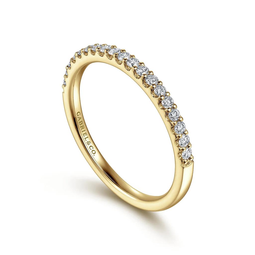 14KT Yellow Gold Diamond Wedding Band