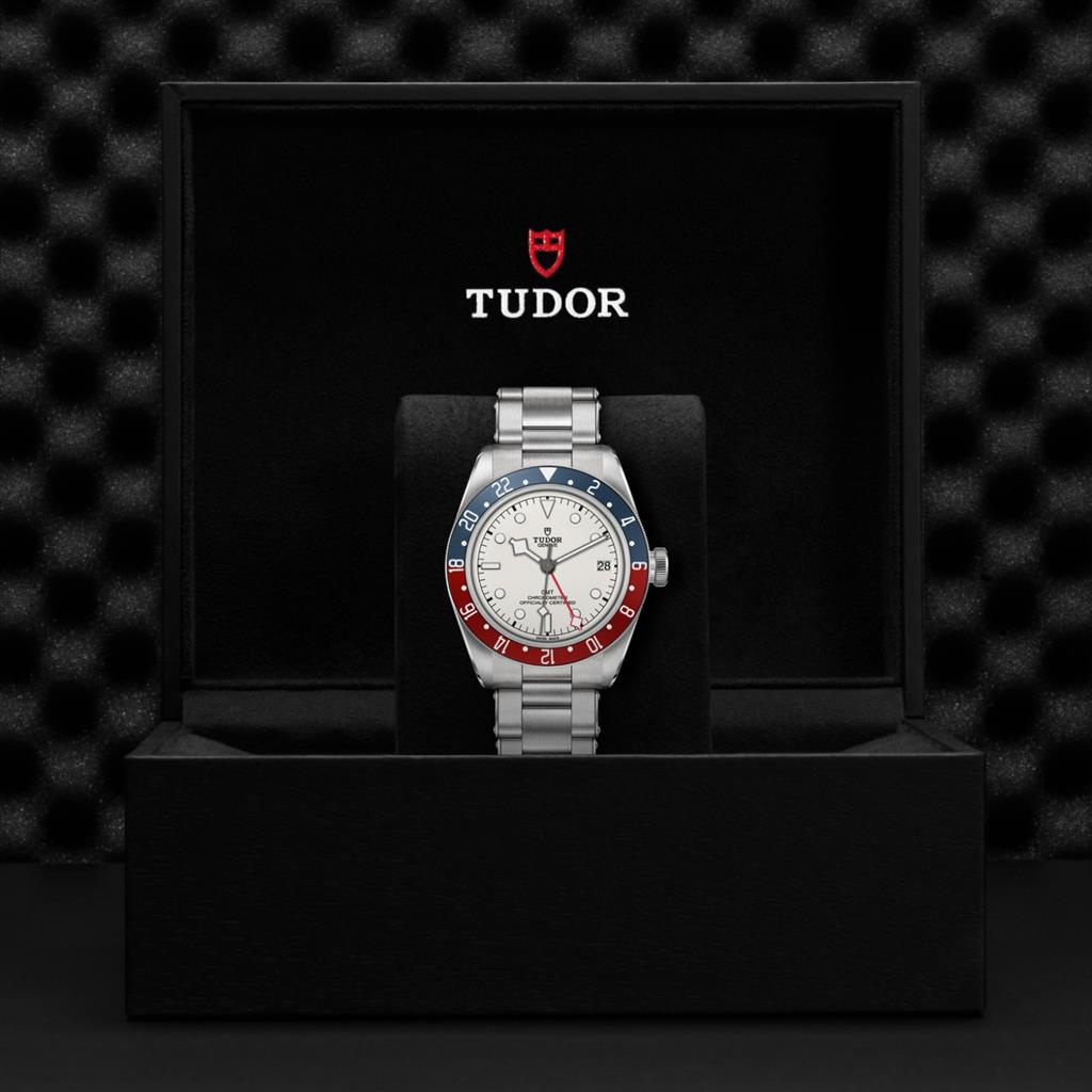 TUDOR Black Bay GMT - M79830RB