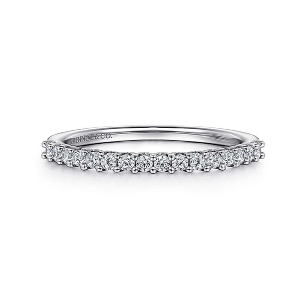 14K White Gold Shared Prong Set Diamond Wedding Band 