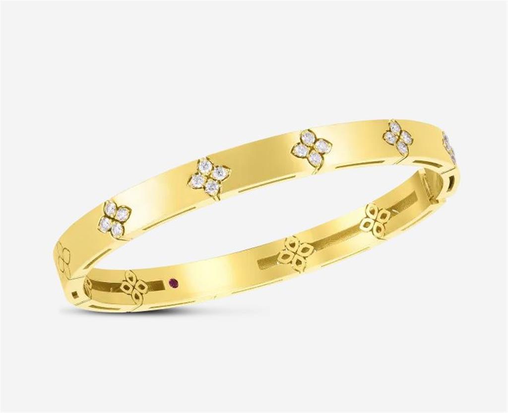 18kt Yellow Gold 'Love in Verona' Bangle Bracelet with Diamonds