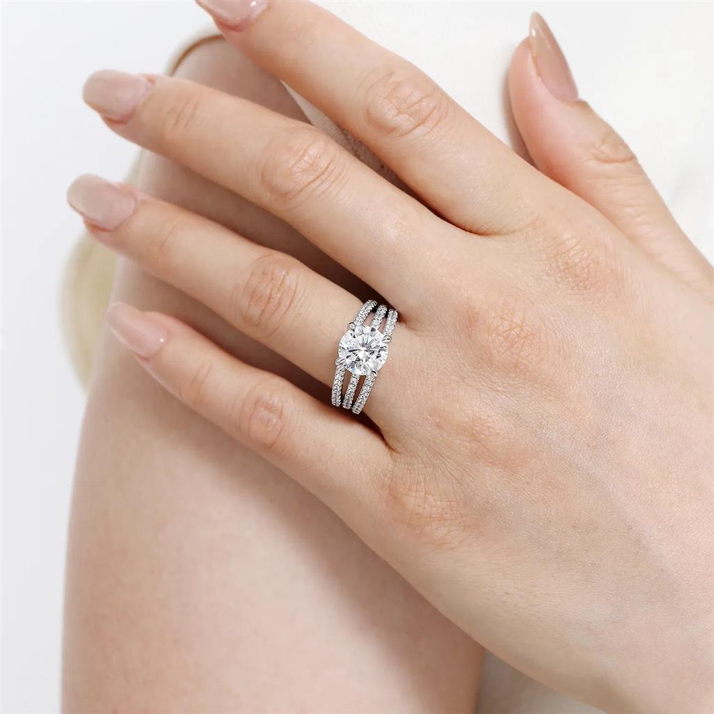 14kt White Gold 3-Row Split Shank Diamond Semi-Mounting