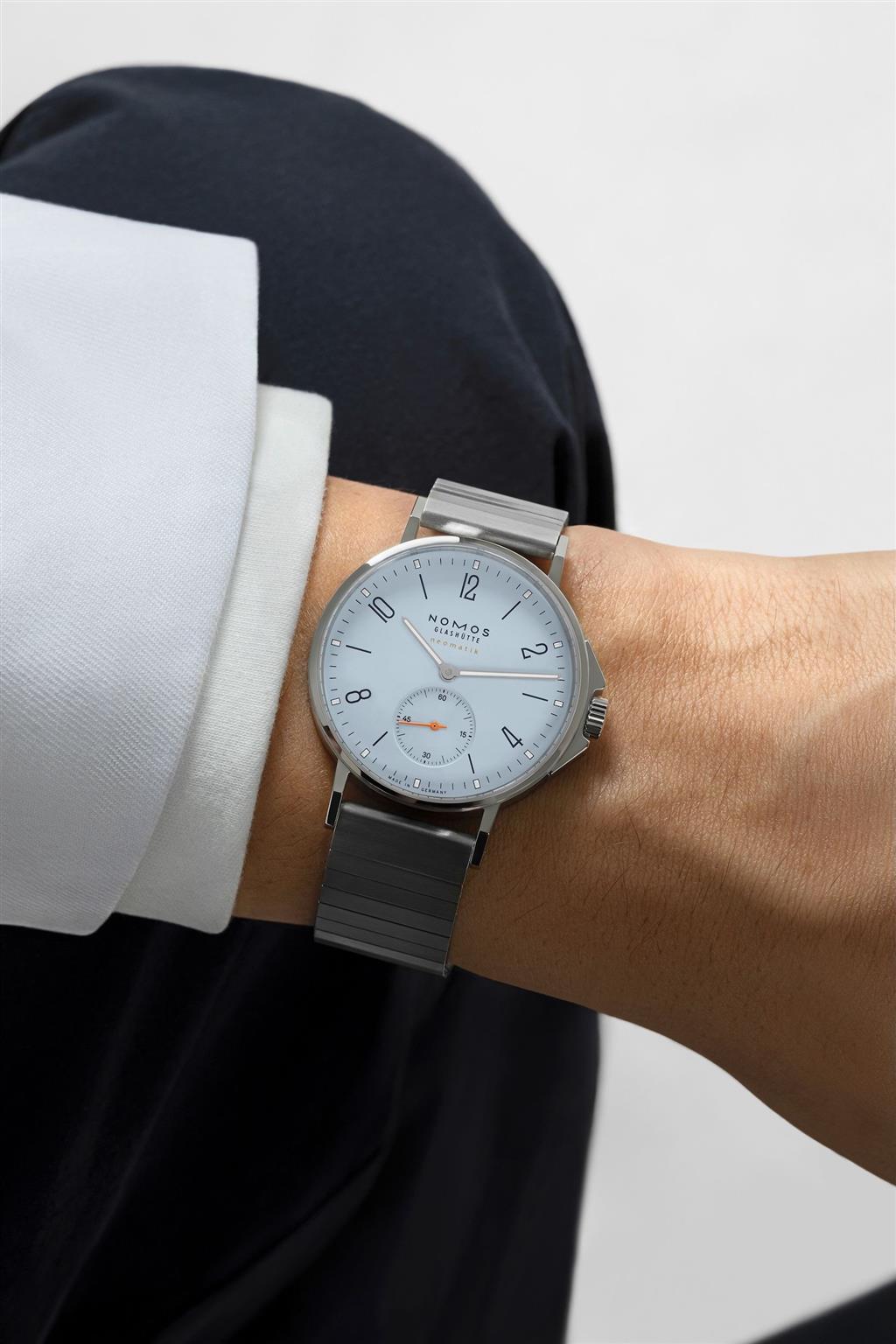 Ahoi Neomatik Sky 568 36mm Automatic Blue Dial Watch