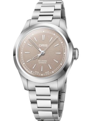 Oris Big Crown wristwatch features a classic design with a stainless steel case and elegant bracelet.